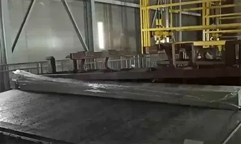 Aplicación de recubrimiento electroforético en el tanque de electrorecubrimiento o E-coating 