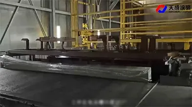 Piezas del chasis que se mueven entre tanques de electrorecubrimiento
