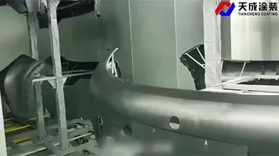 Tratamiento de llama con brazo robótico multieje