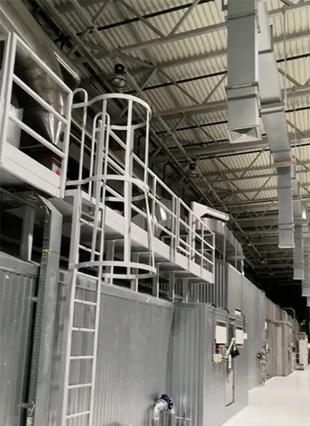 Plataforma de acero de segundo piso para operaciones de pretratamiento y electrorecubrimiento 
